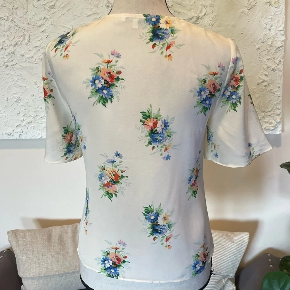 Madewell Shirred-Front Top Women's Cream Floral Silk Classic Corsage V-Neck Sz 2 - Picture 5 of 7